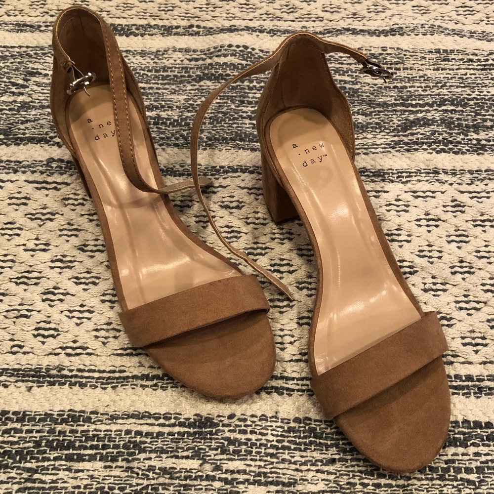 Tan suede low block heel/sandal